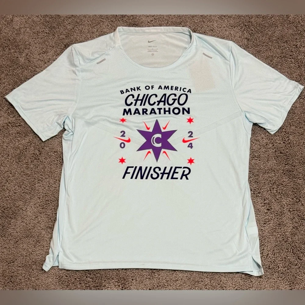 Nike Rise 365‎ Chicago Marathon 2024 Finisher SS Shirt Blue FV6330-474 Mens Sz L